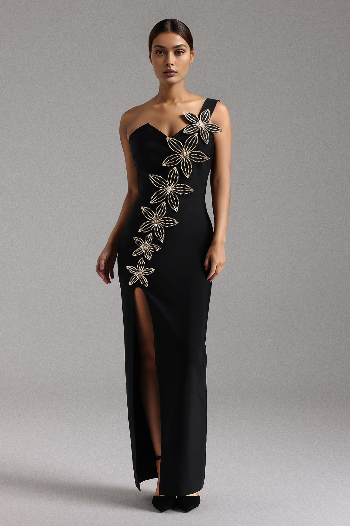 Vestido Longo Monroe Ombro Único com Estampa Floral e Recorte V