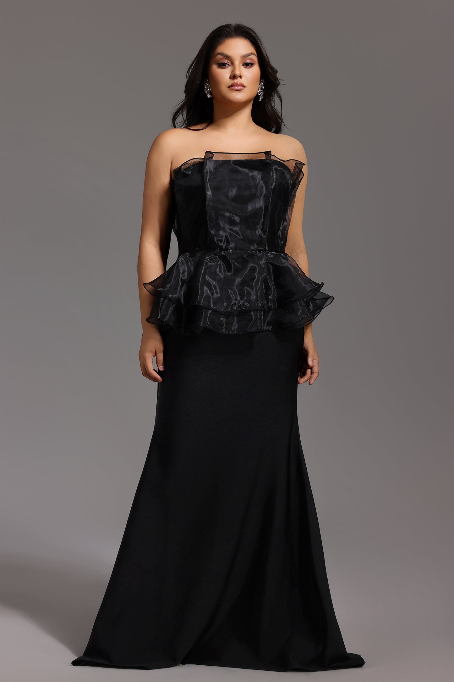 Vestido Maxi Oria Sem Mangas com Cauda