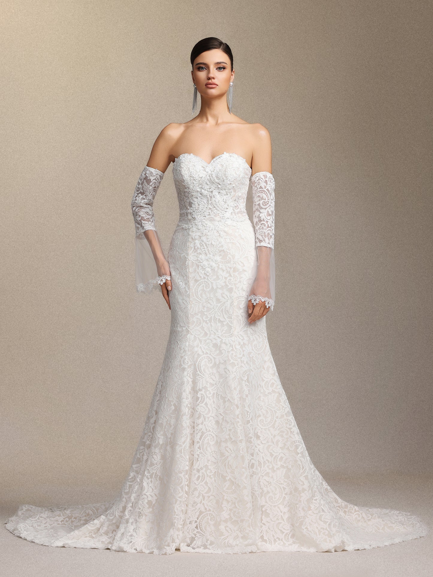 Vestido de Noiva Lumo com Renda e Cauda Sereia