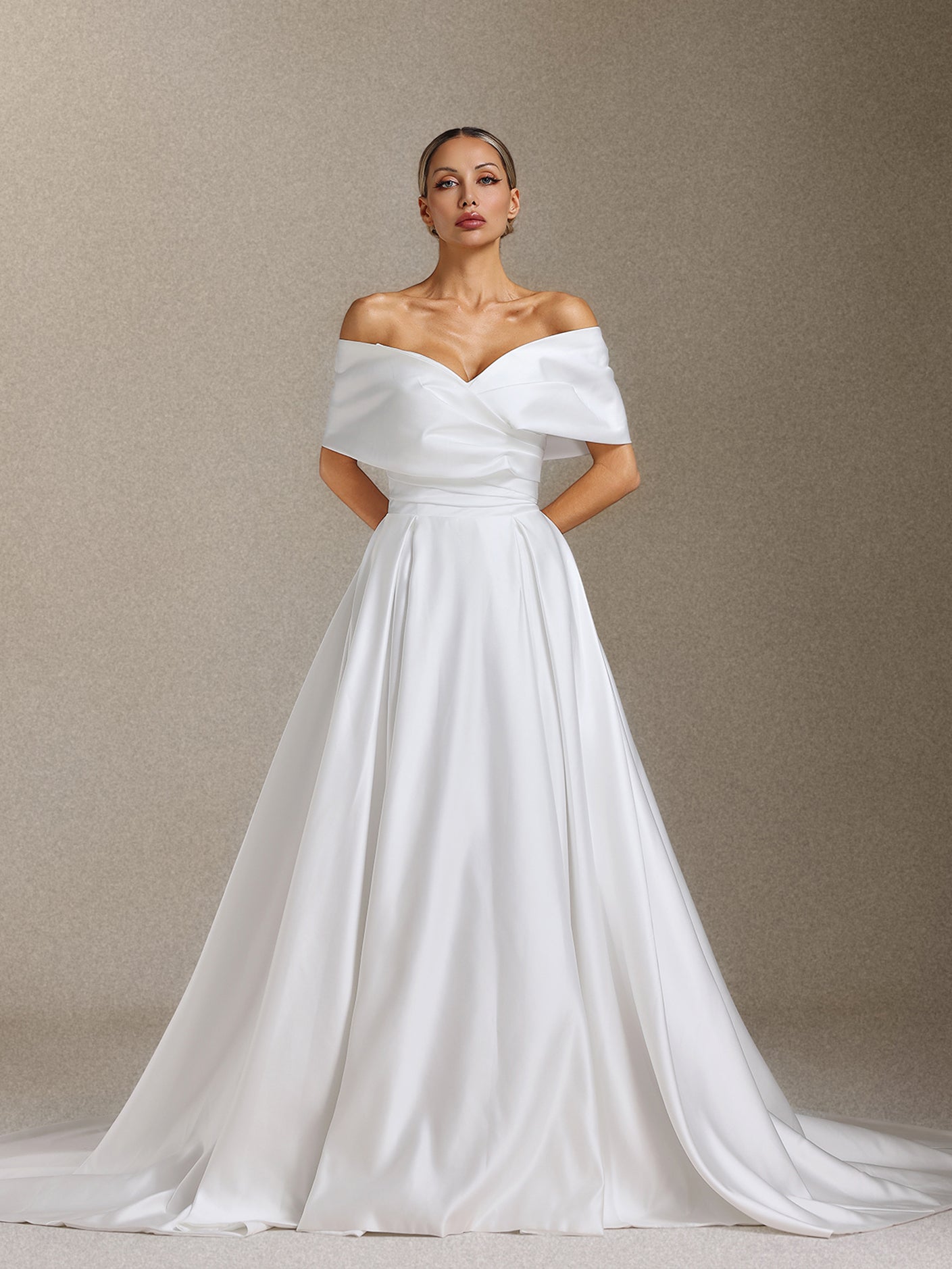 Vestido de Noiva Maxi Qerly em Cetim com Ombro a Ombro