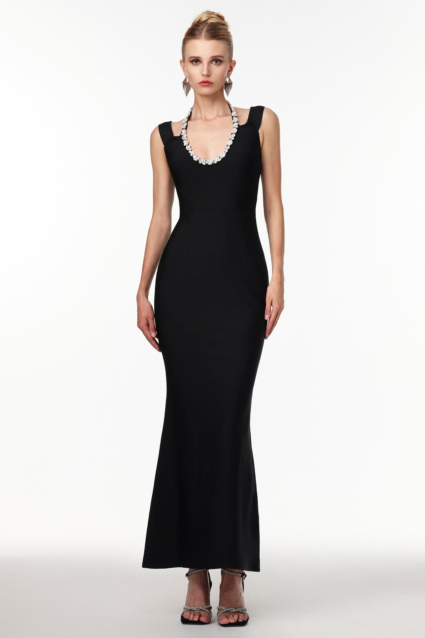 Vestido Maxi Shannon em Bandage com Cristais e Contorno Sexy