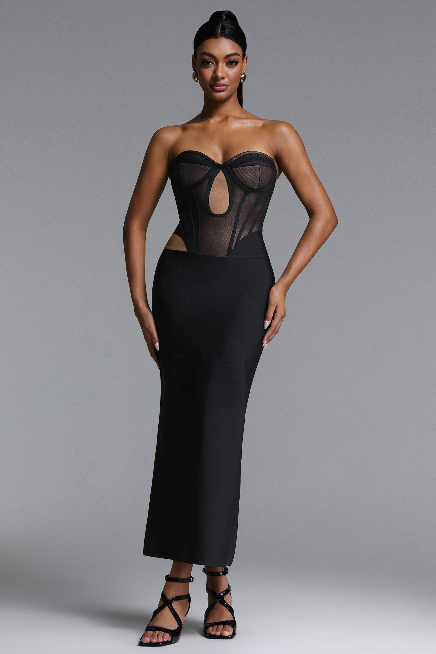 Maxi Dress Xaviera com Cut-Out