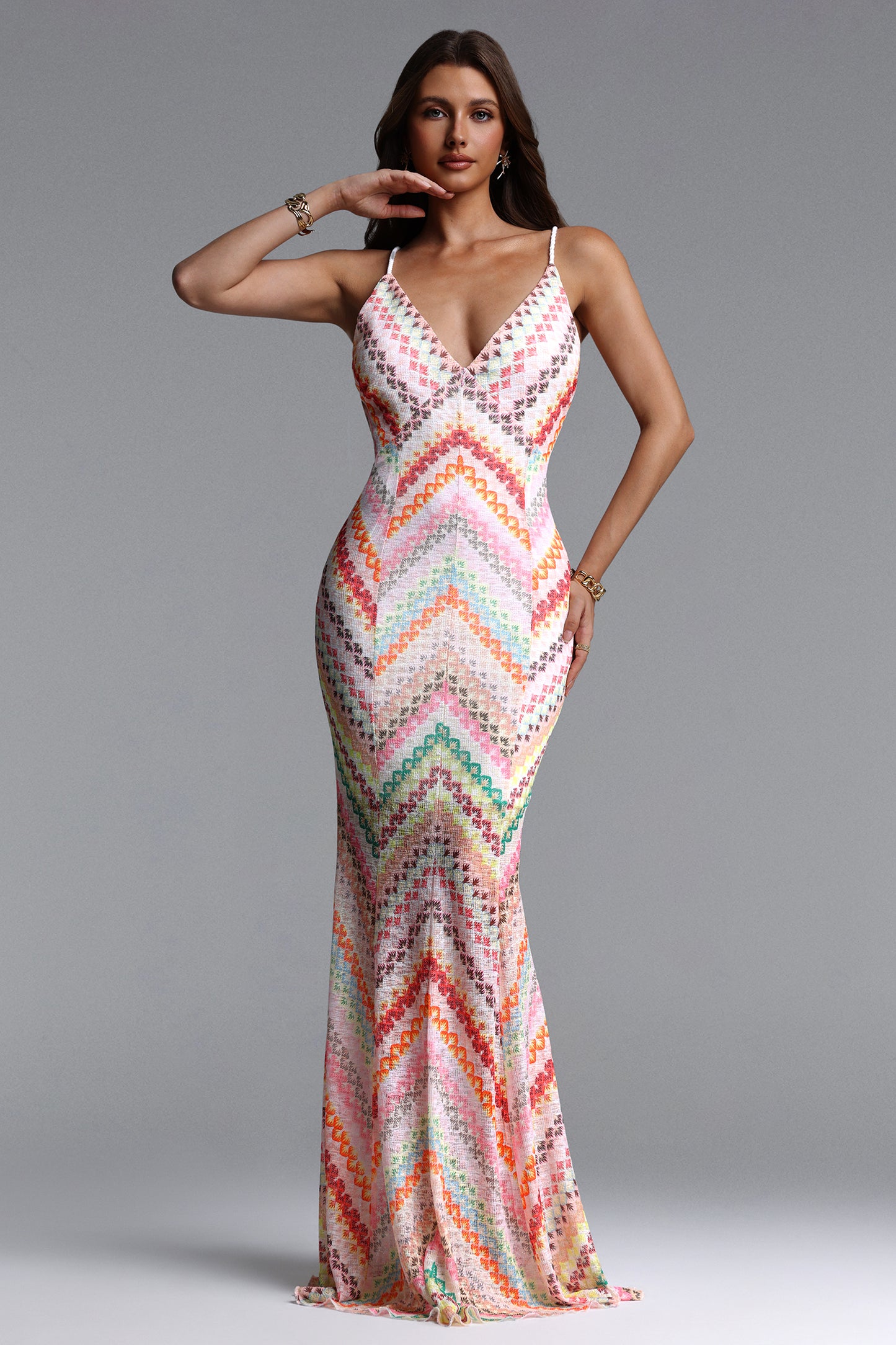 Vestido Maxi Salama Resort Decote V Sem Mangas com Estampa