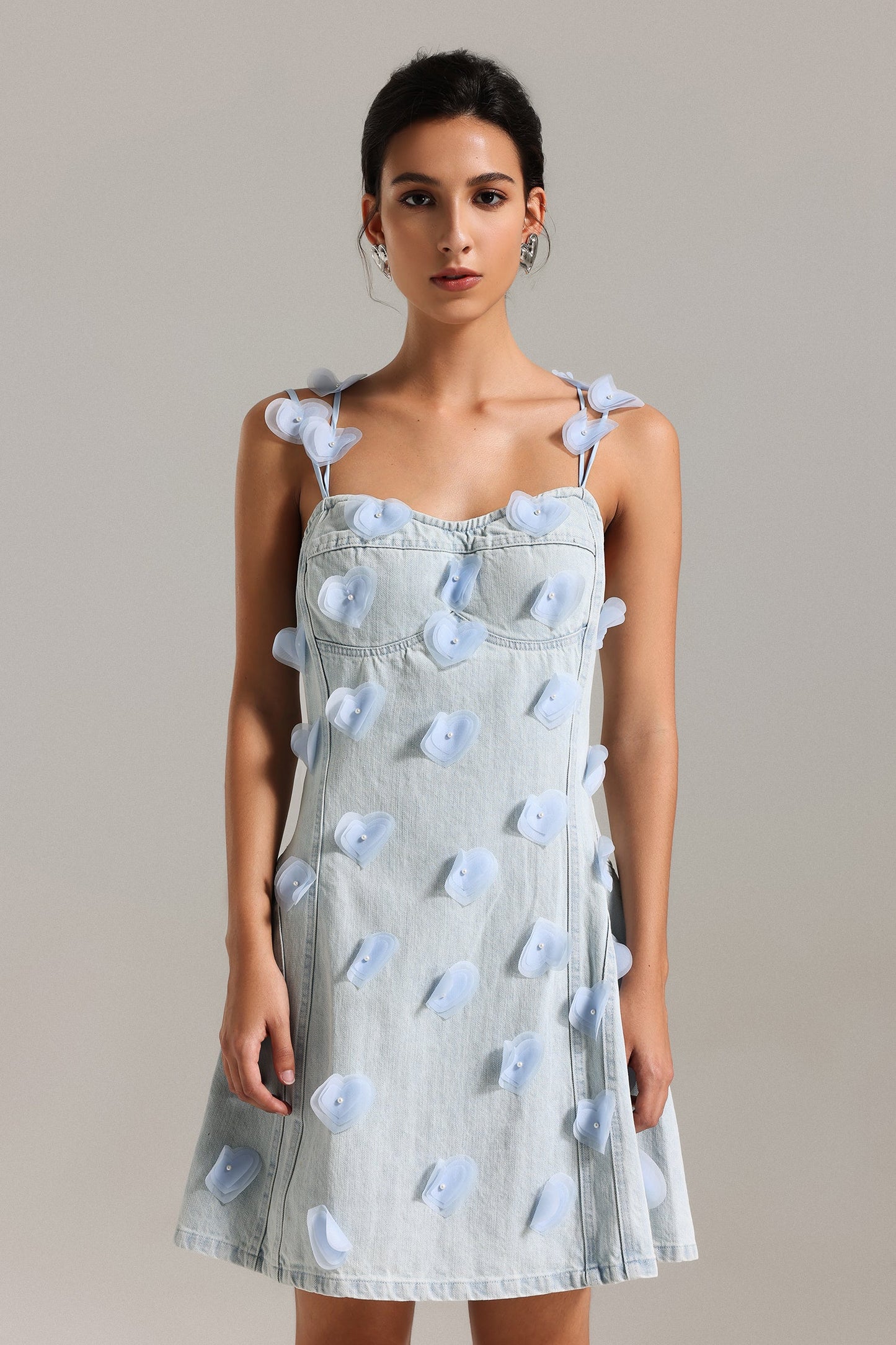 Vestido Mini Halter Olivia Flowers em Denim