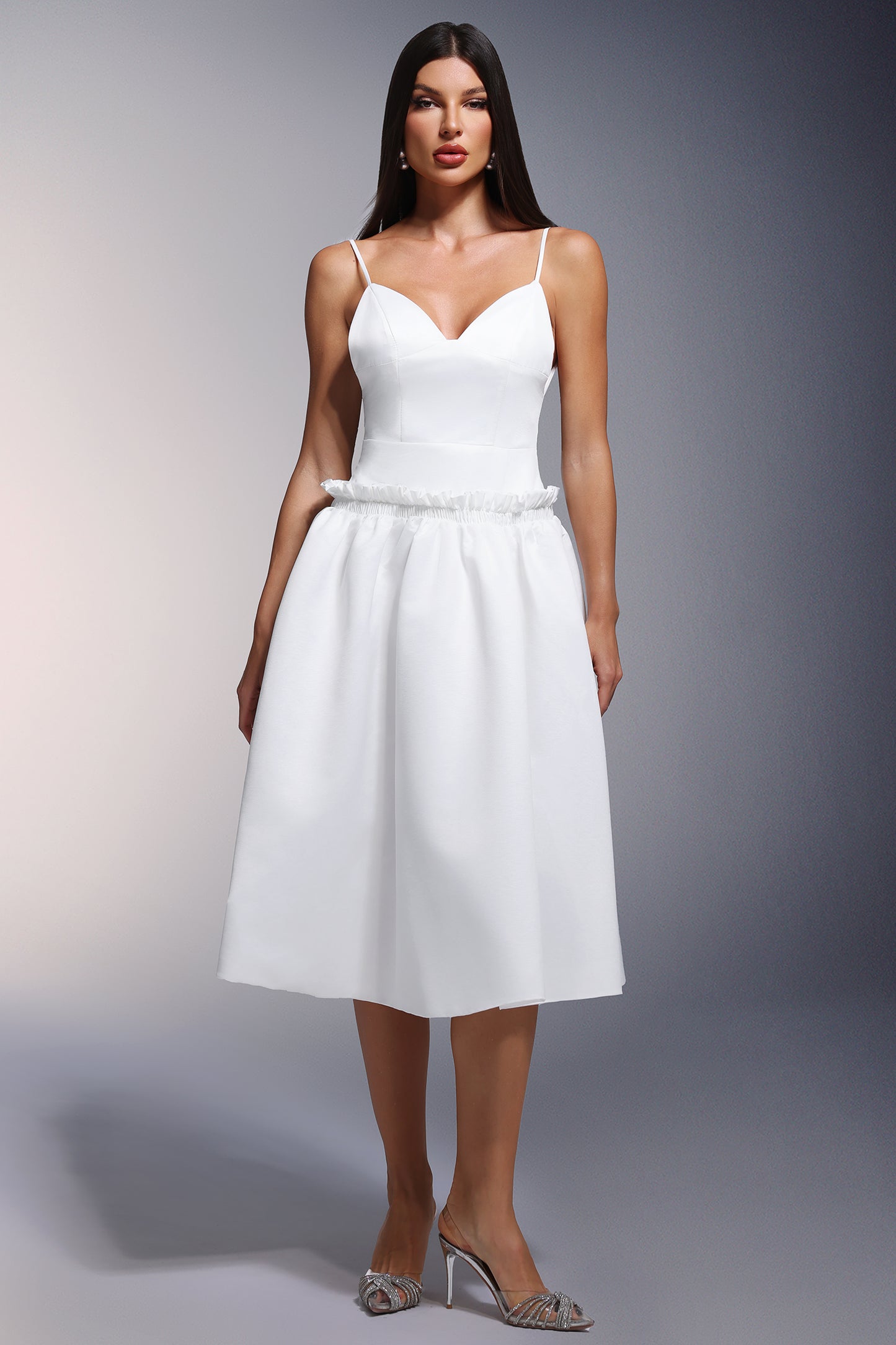 Vestido Midi Tutti com Decote Profundo e Babado