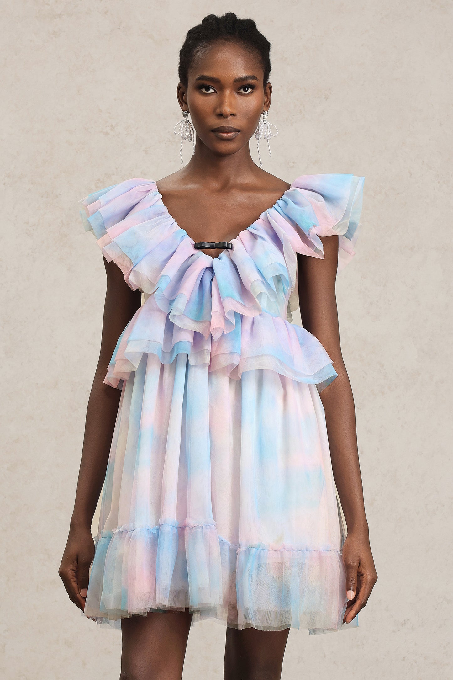 Vestido Mini Emma sem Mangas com Pregas Volumosas