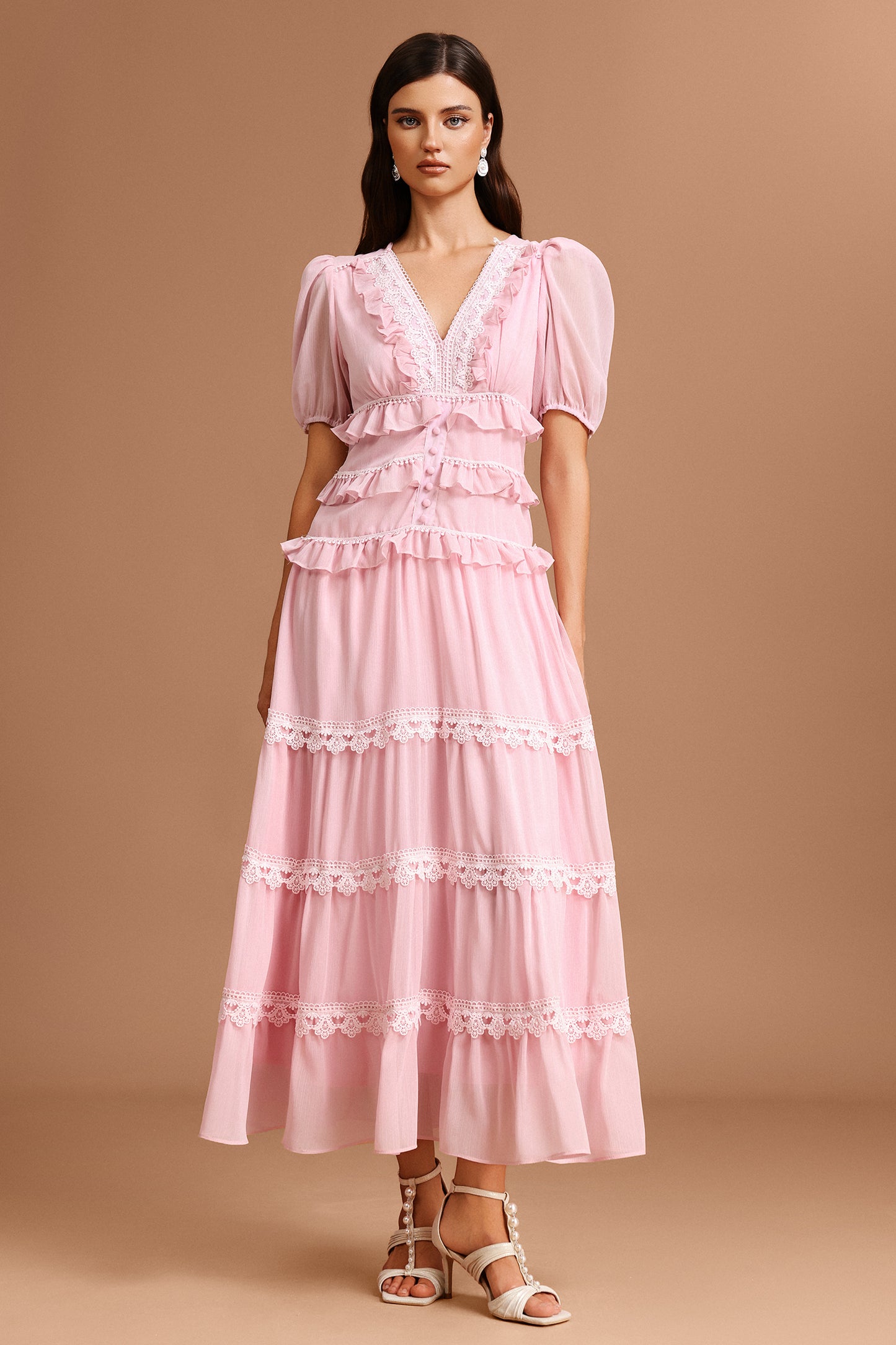 Vestido Jye Decote V Manga Puff com Renda Maxi