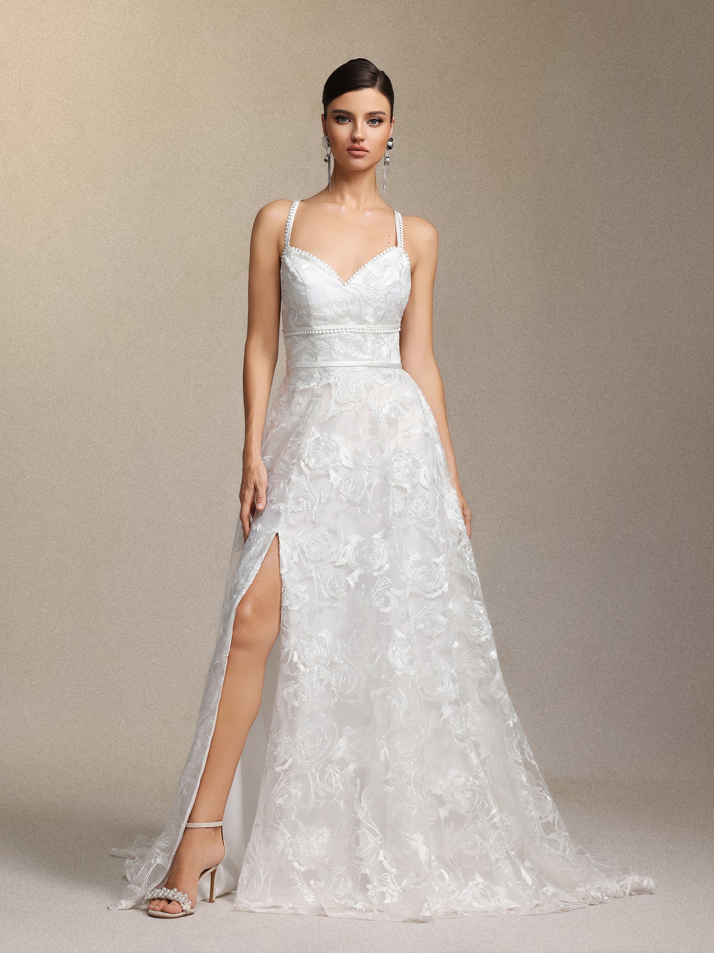 Vestido de Noiva Ralaya com Decote em V e Renda