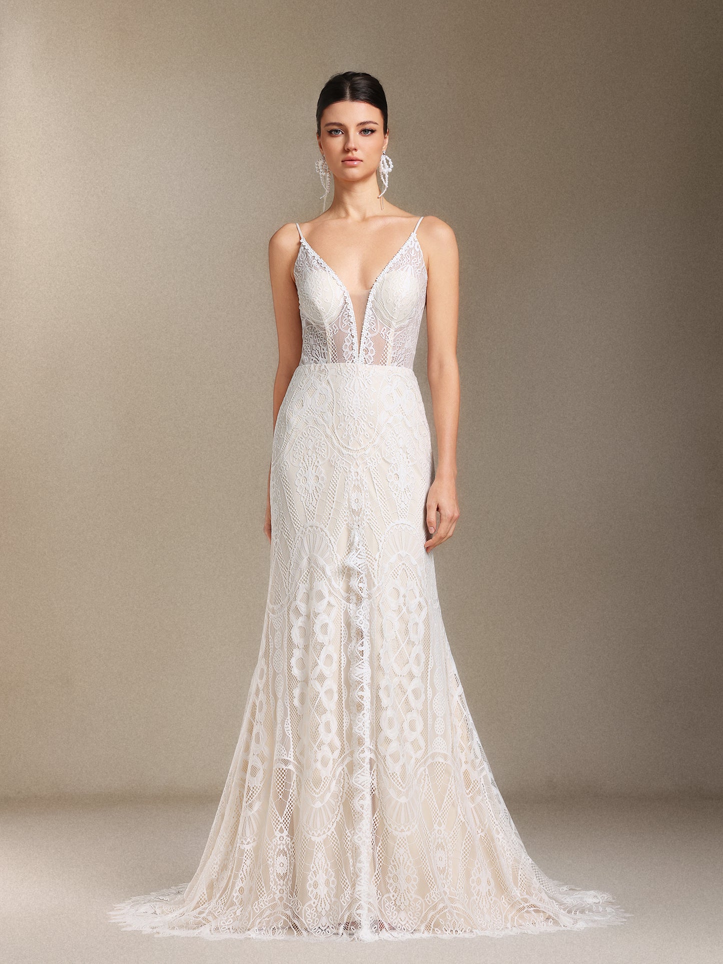 Vestido Maxi Vallea em Renda com Decote V e Fenda