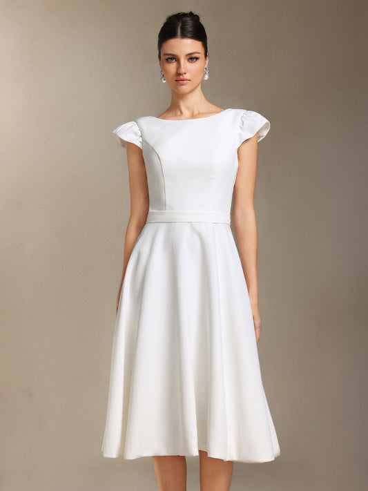Vestido de Noiva Falisa com Costas Nuas e Mangas Curtas