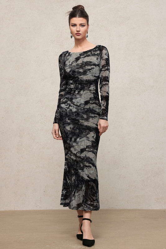 Vestido Maxi Heisel em Veludo com Manga Longa
