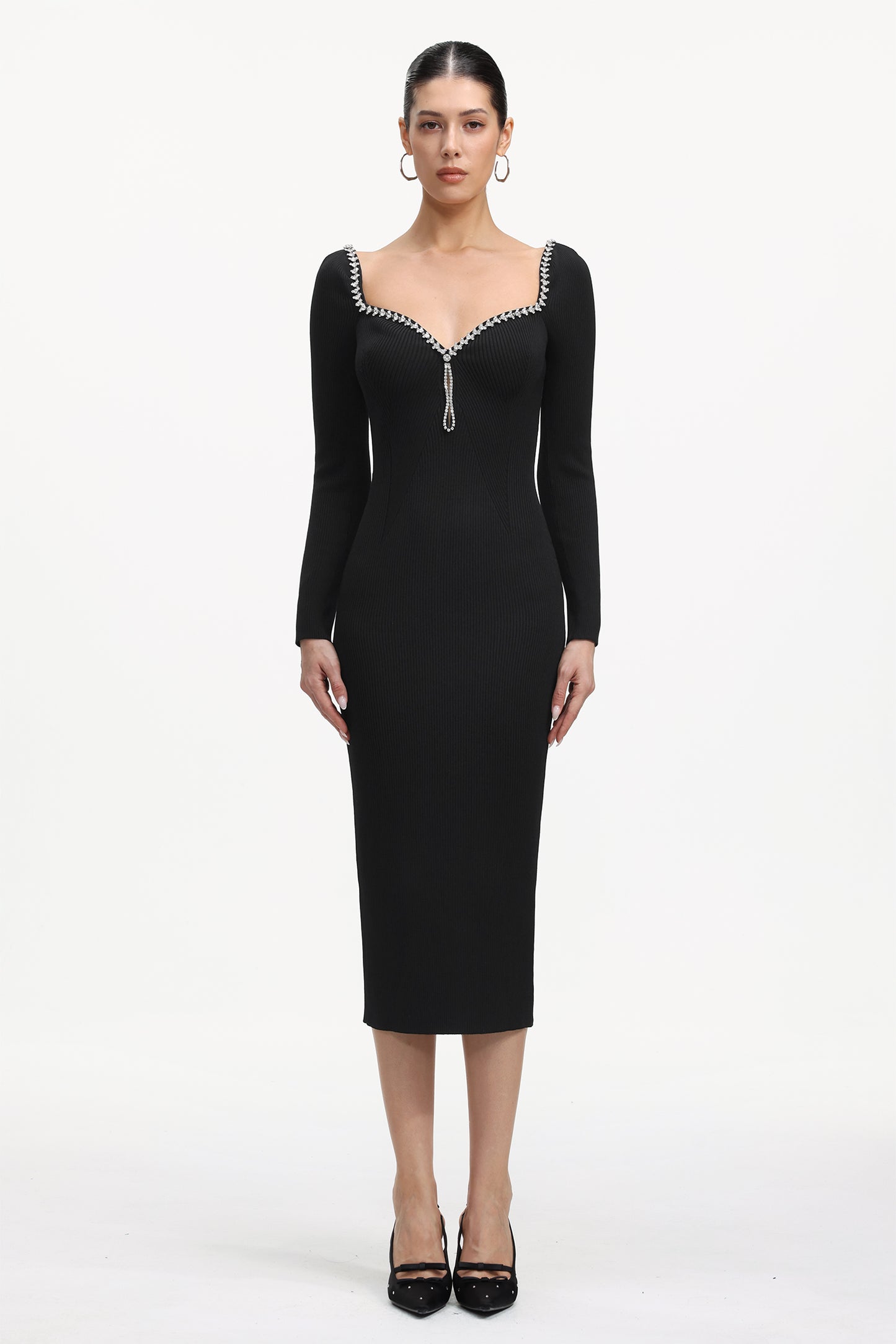 Vestido Maxi Dazie com Strass e Manga Longa em Tricô