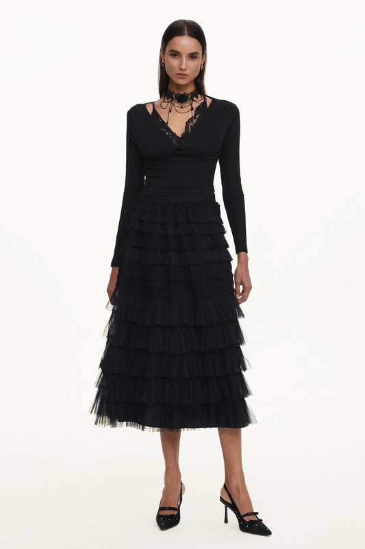Vestido Maxi Tihila em Renda com Decote V e Manga Longa