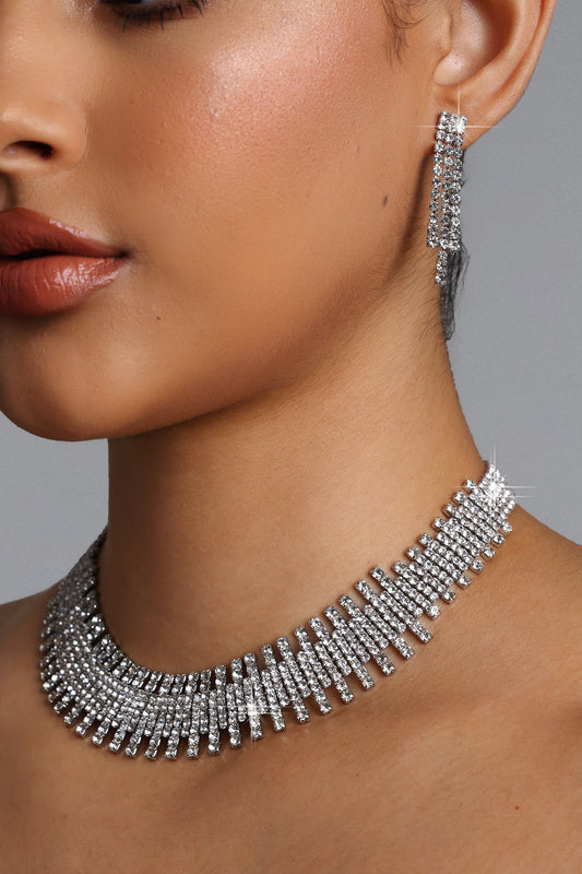 Conjunto Gerasa de Colar e Brincos com Franja e Strass