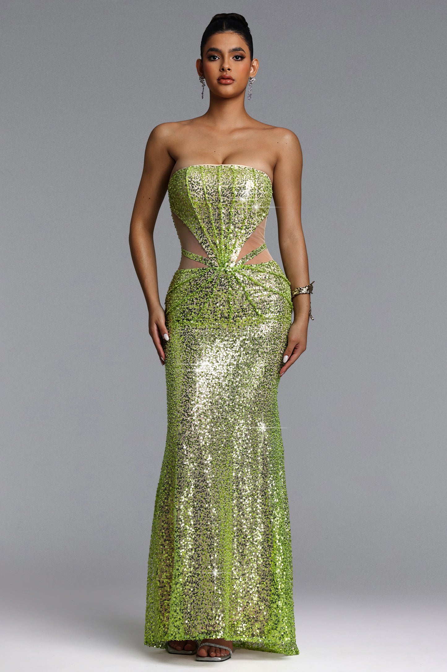 Vestido Maxi Kerlin Tomara que Caia com Cut-Out e Paetês