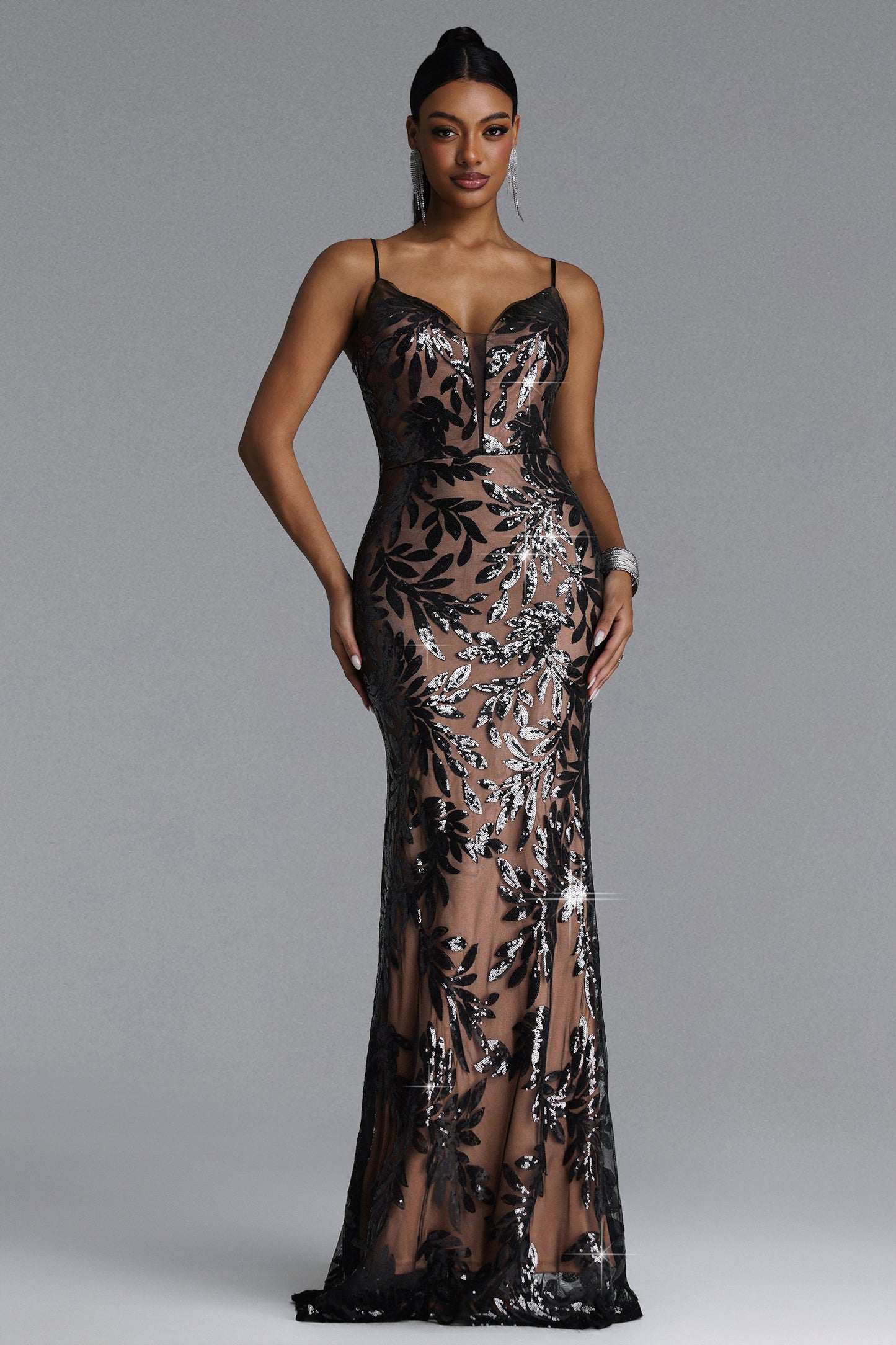 Vestido Longa Gunnhild Sexy com Paetês e Decote V